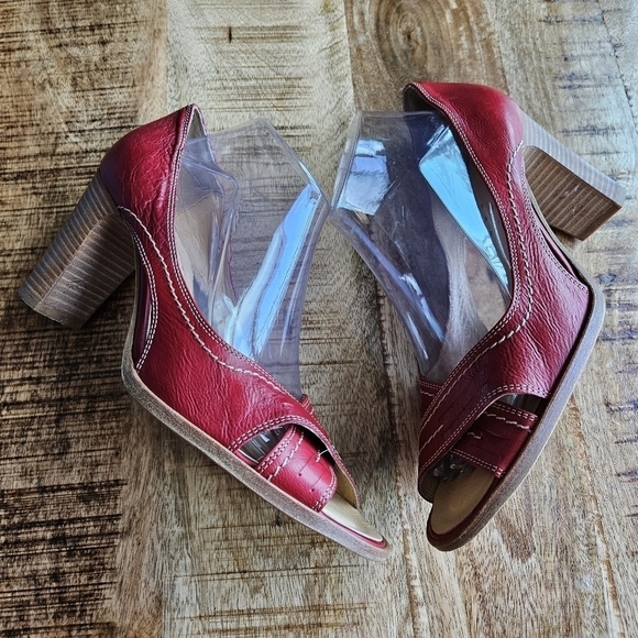 Alberto Fermani Leather Open Toe Heel Size 1 (41) Red Italy - Picture 5 of 9